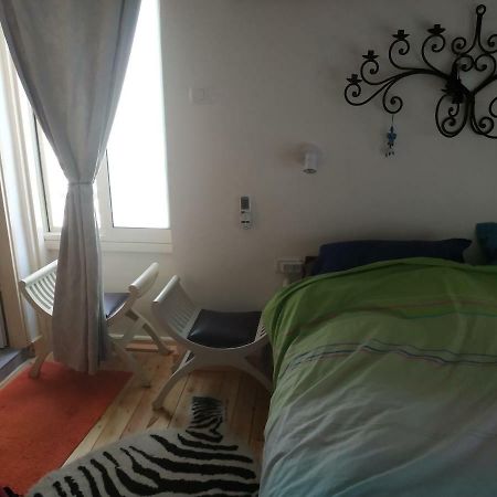 Studio Apt Great Location Heart Of Downtown District Apartment Haifa Ngoại thất bức ảnh