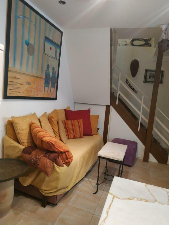Studio Apt Great Location Heart Of Downtown District Apartment Haifa Ngoại thất bức ảnh