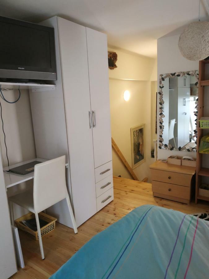 Studio Apt Great Location Heart Of Downtown District Apartment Haifa Ngoại thất bức ảnh